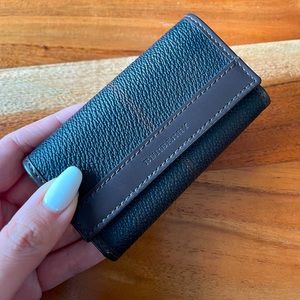 BURBERRY - Brand New Leather Key Case!